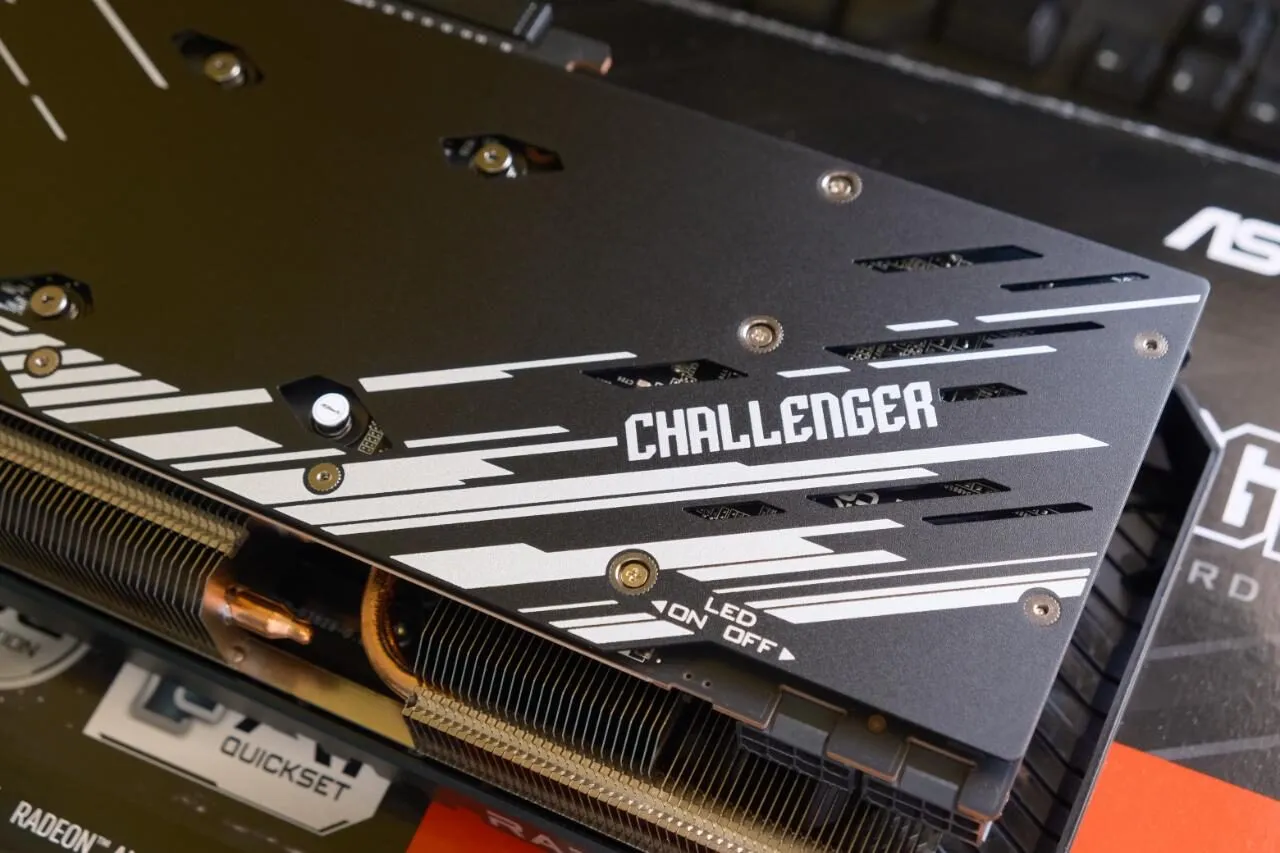 ASRock RX 7900 GRE Challenger giúp đảm bảo nhiệt độ vận hành ổn định ở mức tải nặng