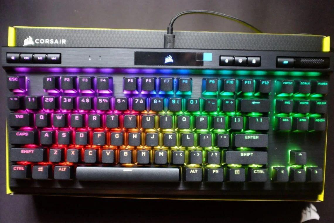 Corsair K70 RGB TKL