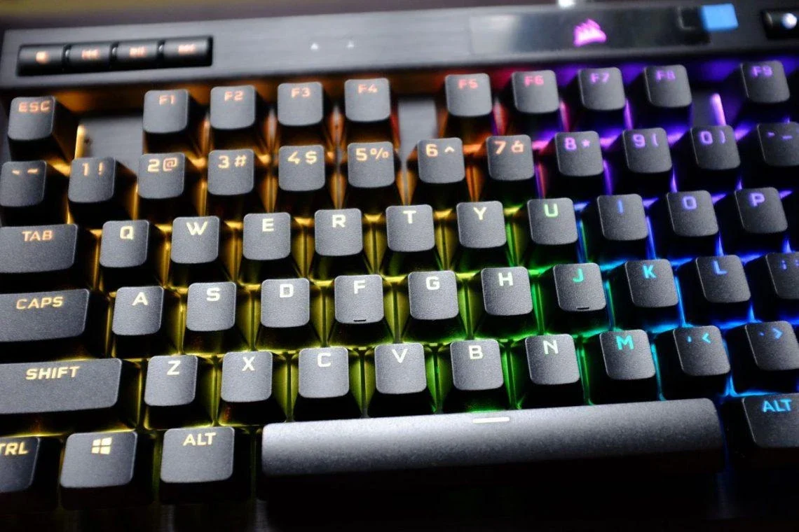 Corsair K70 RGB TKL